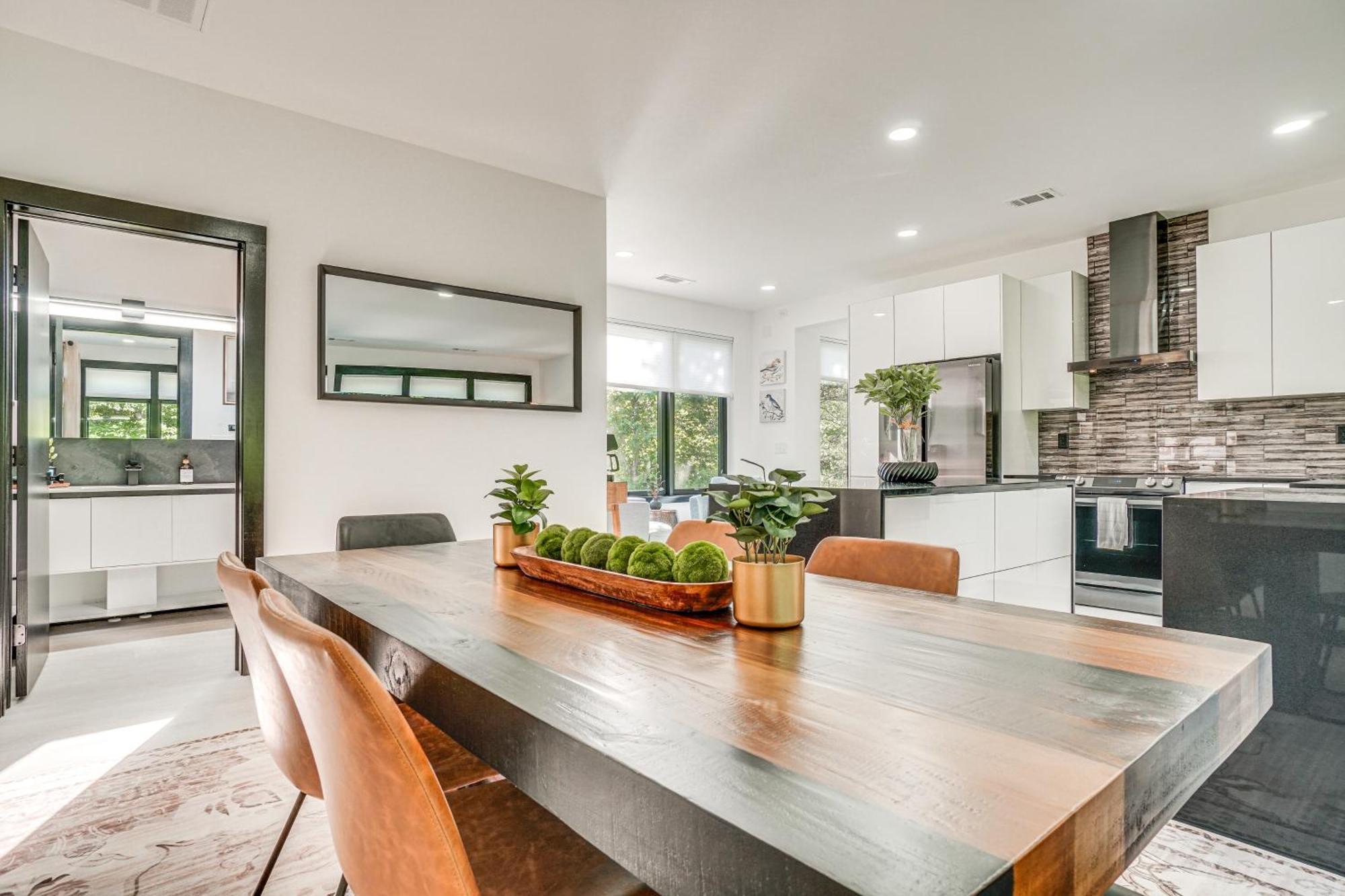 Luxury Modern Home On Golf Course With Game Room! 헬렌 외부 사진