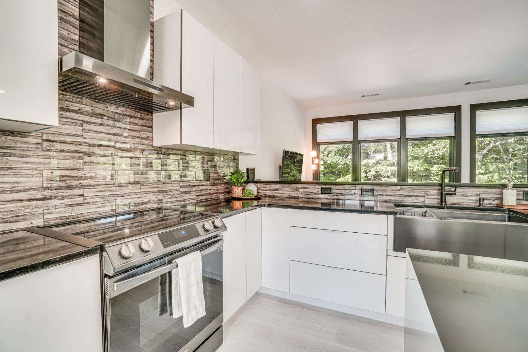 Luxury Modern Home On Golf Course With Game Room! 헬렌 외부 사진